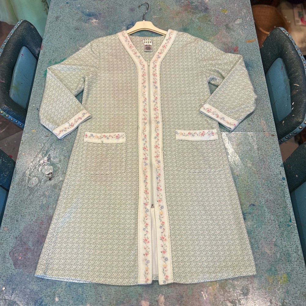 Seaglass Green Floral Housedress - image 5